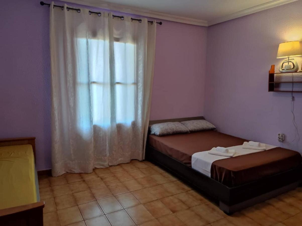 La Habitacion Del Piso Room In The Apartment Alicante Exterior photo